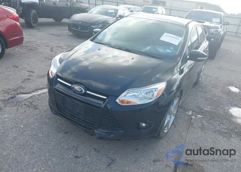 2014 Ford Focus Titanium из США, поврежденный, VIN 1FADP3N28EL208034